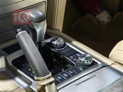 تۆیۆتا لاند کروزەر